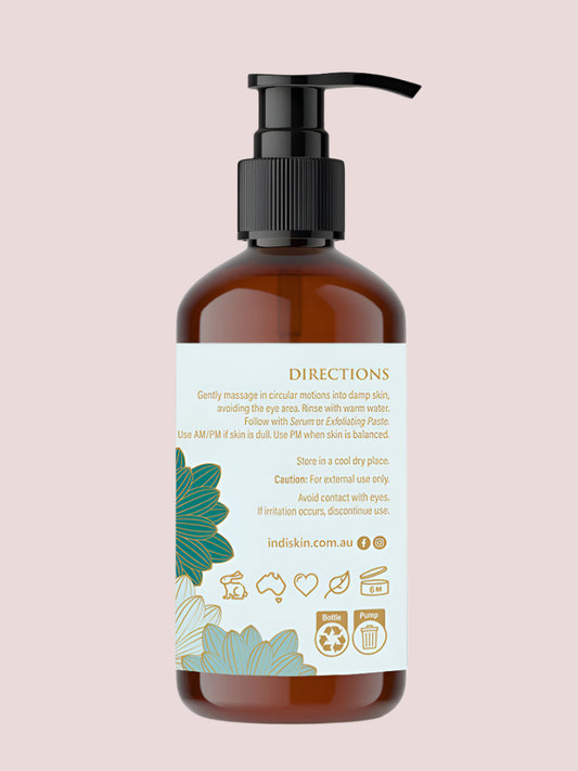 Balance Cleanser with Licorice & Lilly Pilly